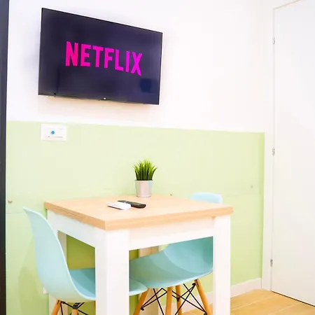 N.1 [500mt Da Policlinico/10min Da Stazione] Appartamento