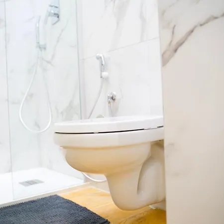 Apartamento N.1 500mt Da Policlinico/10min Da Stazione